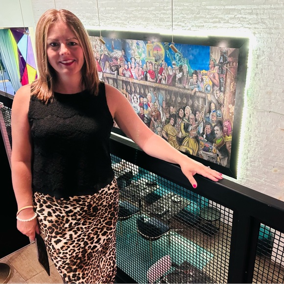 SHARE SHOWS w/ Classic‼️Wed. & Fri. 🥳 - Picture 2 of 5